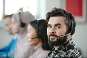 Read more about the article 5 Signs Your Business Needs Telemarketing